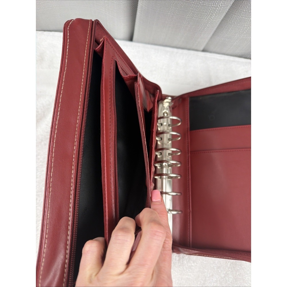 Vtg FRANKLIN COVEY Red  7 Ring Planner Binder  w/ Retractable Handles  8" x 11" - Picture 13 of 16